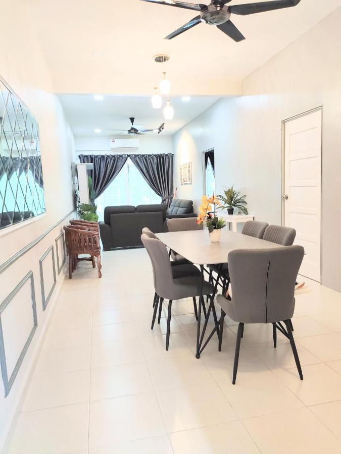 Private Pool Cassa Dinies, Wifi , Bbq,10 Pax Vila Rantau Panjang Exterior foto