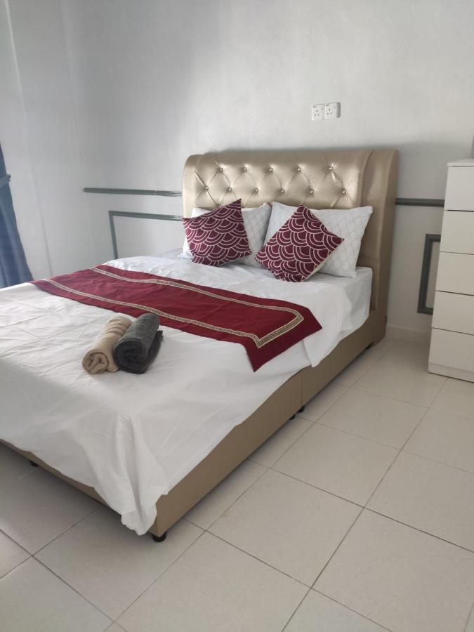 Private Pool Cassa Dinies, Wifi , Bbq,10 Pax Vila Rantau Panjang Exterior foto