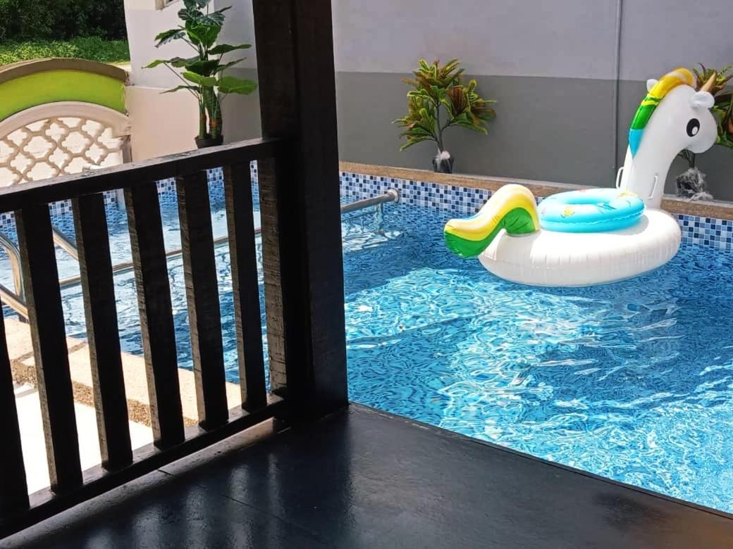 Private Pool Cassa Dinies, Wifi , Bbq,10 Pax Vila Rantau Panjang Exterior foto