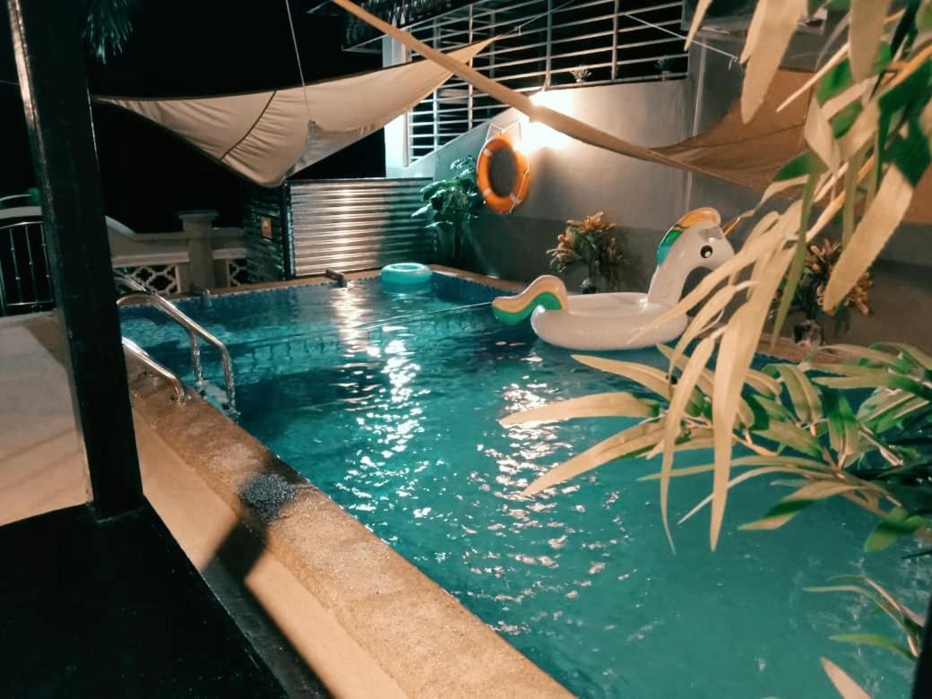 Private Pool Cassa Dinies, Wifi , Bbq,10 Pax Vila Rantau Panjang Exterior foto