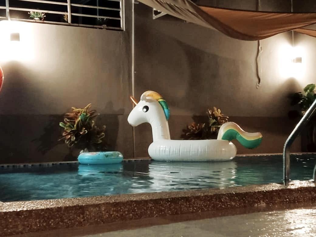 Private Pool Cassa Dinies, Wifi , Bbq,10 Pax Vila Rantau Panjang Exterior foto