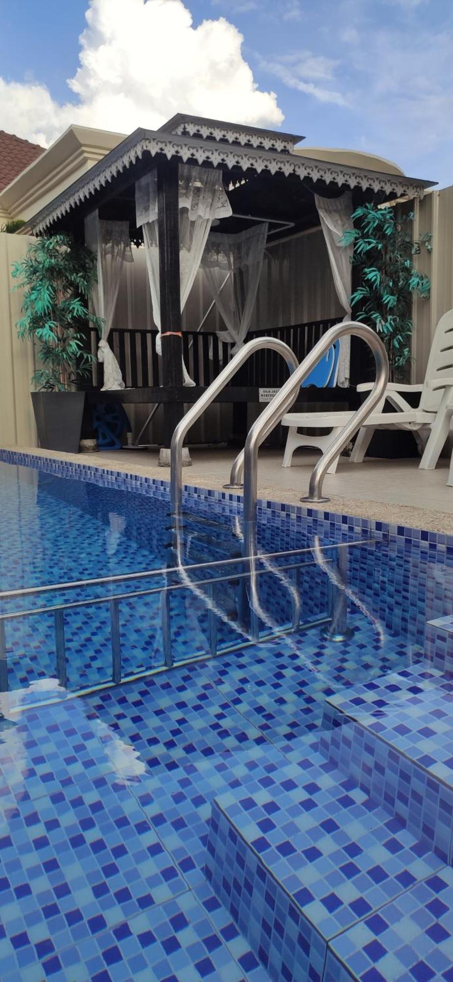 Private Pool Cassa Dinies, Wifi , Bbq,10 Pax Vila Rantau Panjang Exterior foto