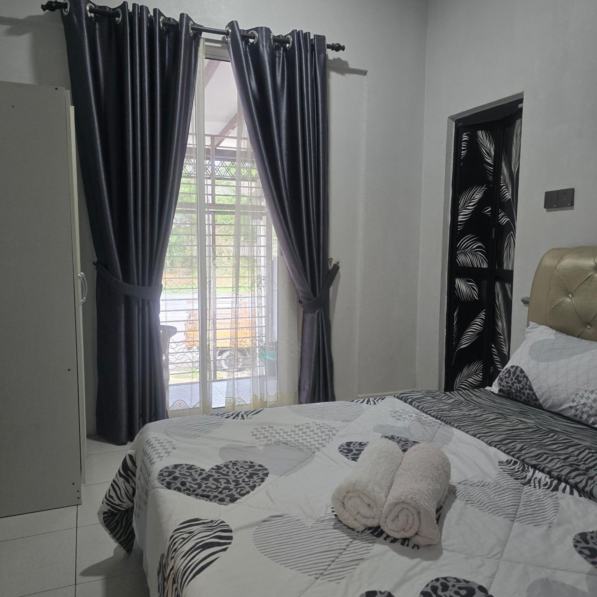 Private Pool Cassa Dinies, Wifi , Bbq,10 Pax Vila Rantau Panjang Exterior foto
